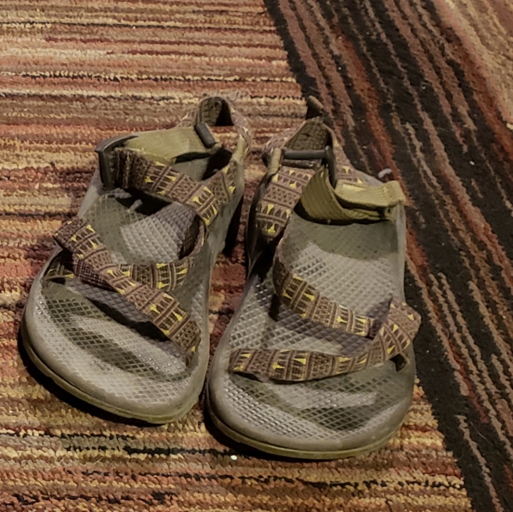 Boys Chacos